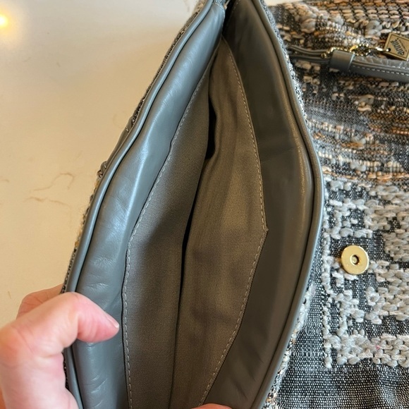 Vintage Annie of California Textile Wristlet Clutch with Hinge Closure - Picture 8 of 16